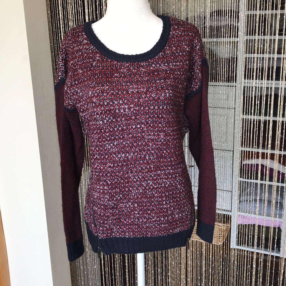 Dex Sweater Size Small